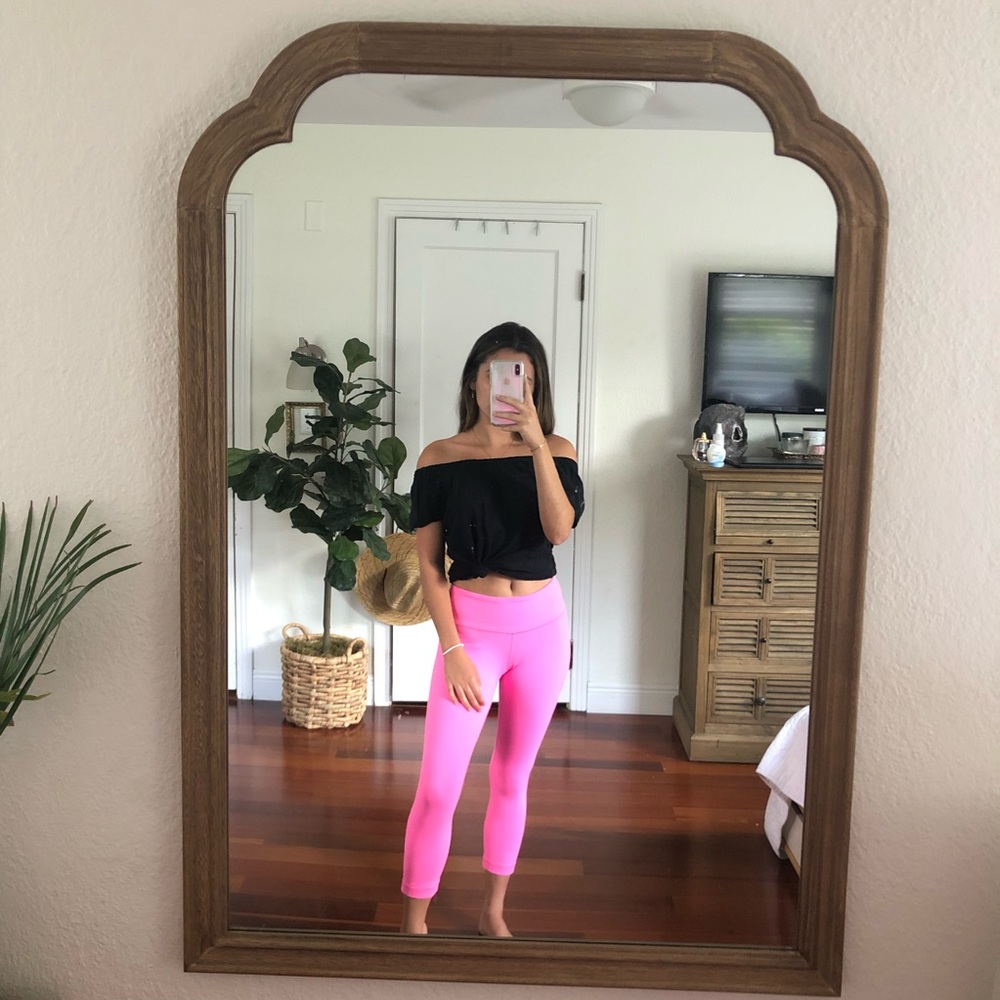 Lululemon Neon Pink Mid Rise 3/4 Leggings XS / 4